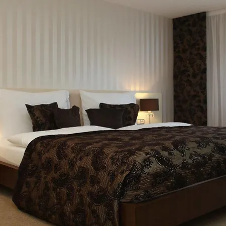 Golden Fish Aparthotel Pilsen