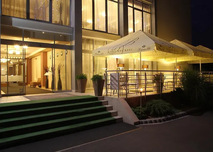 Aparthotel Golden Fish Xia 4*